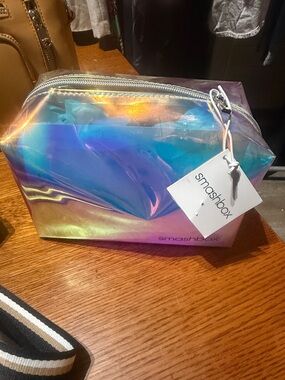 Giveaway Smash Box Makeup Bag